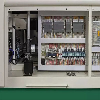 小型波のはんだ付けする機械はSmdの土台機械を製造するPCBを導きました